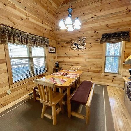 2 Bed Cabin Hot Tub Close To Helen #16 Esterno foto