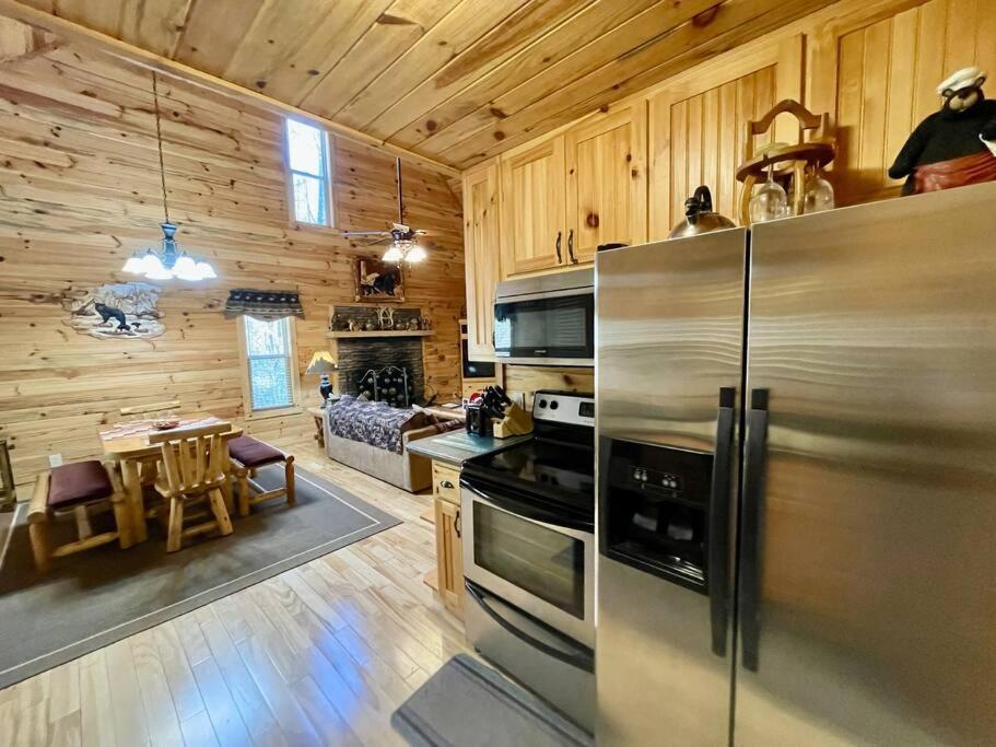 2 Bed Cabin Hot Tub Close To Helen #16 Esterno foto