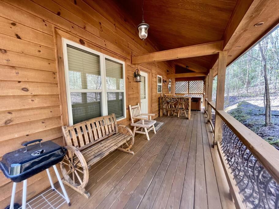 2 Bed Cabin Hot Tub Close To Helen #16 Esterno foto