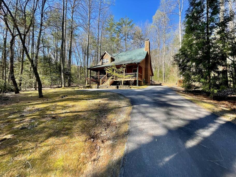 2 Bed Cabin Hot Tub Close To Helen #16 Esterno foto