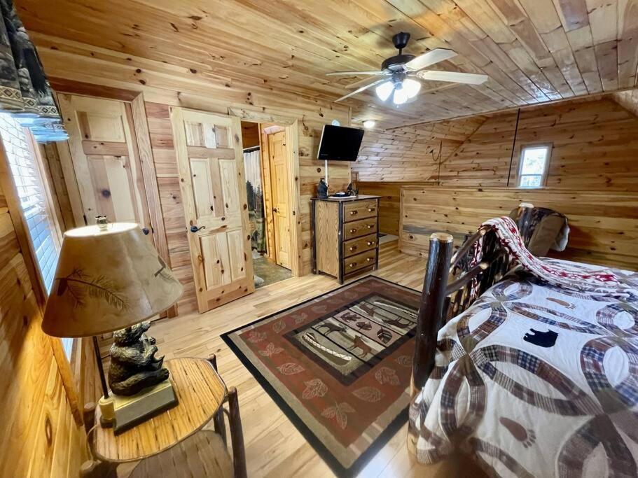 2 Bed Cabin Hot Tub Close To Helen #16 Esterno foto
